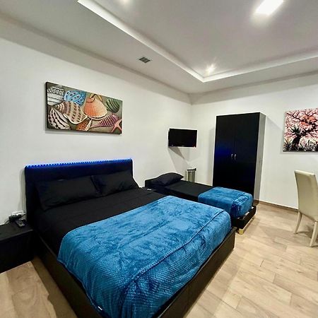 Golden House Apartment Napoli Bagian luar foto