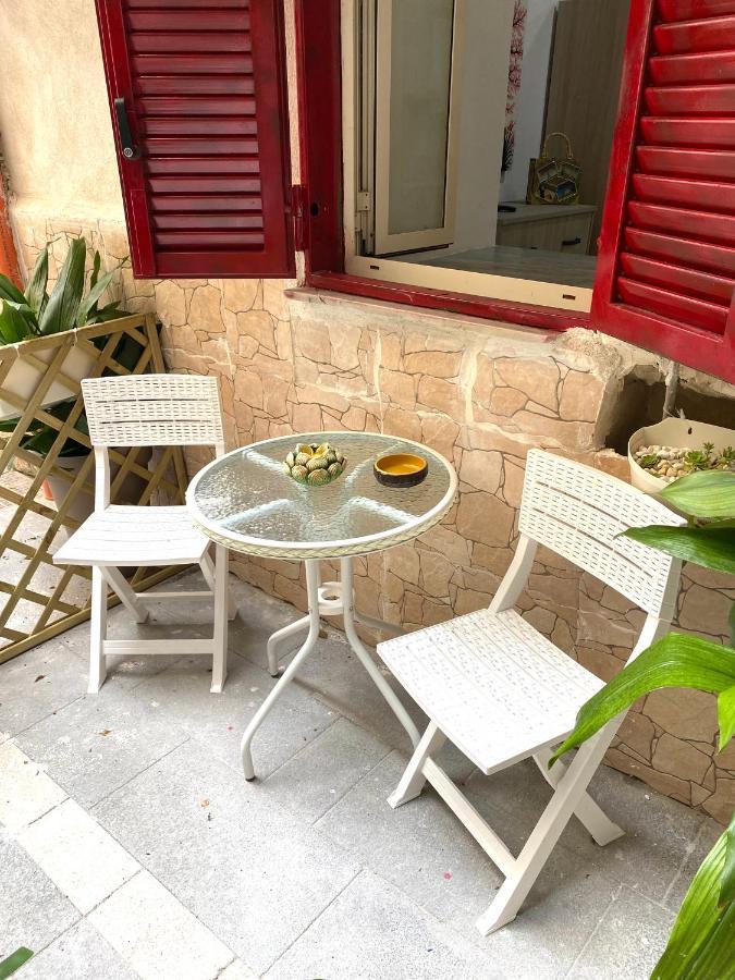 Golden House Apartment Napoli Bagian luar foto