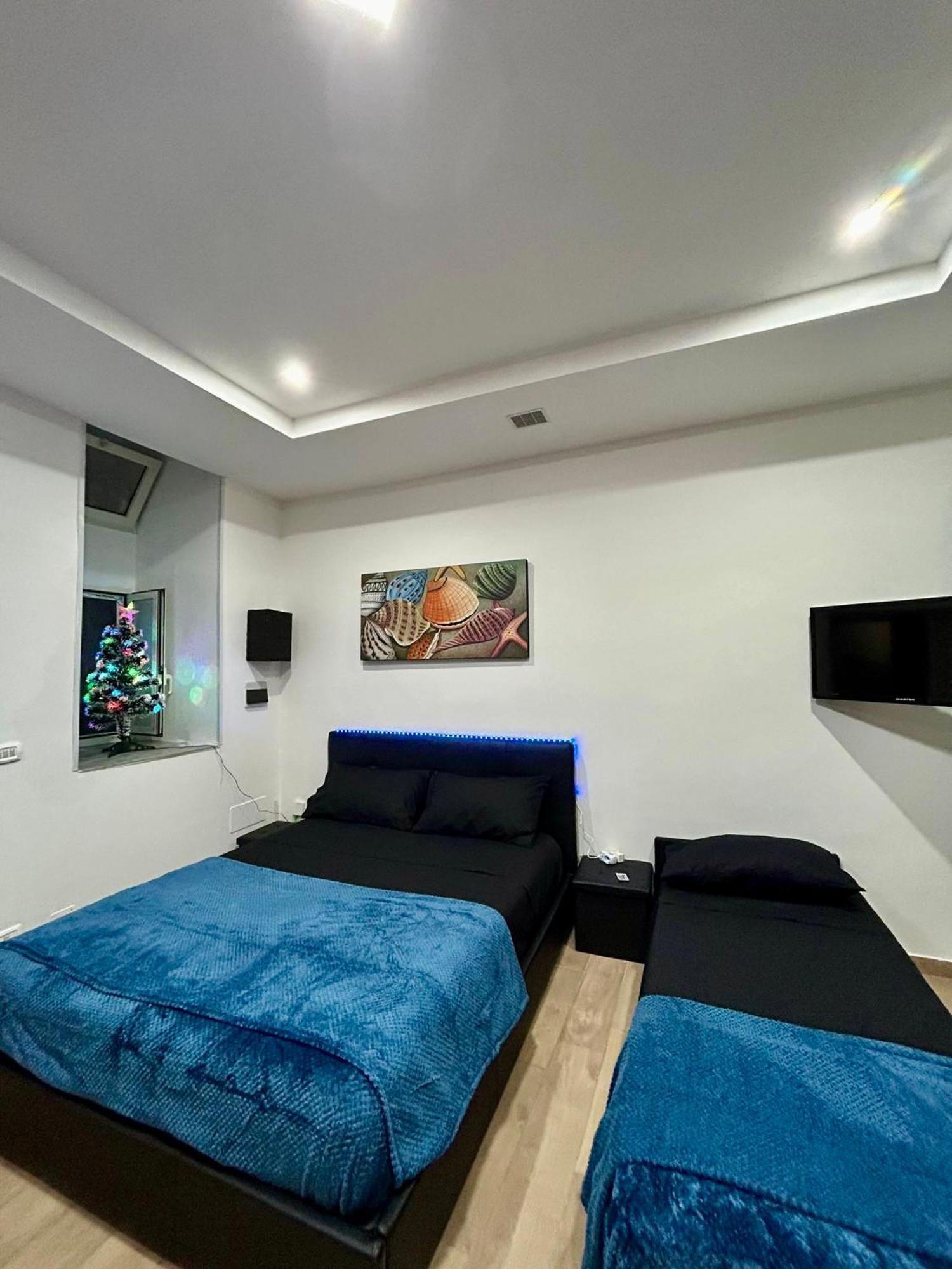 Golden House Apartment Napoli Bagian luar foto